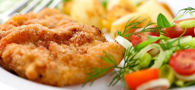 CHICKEN SCHNITZEL